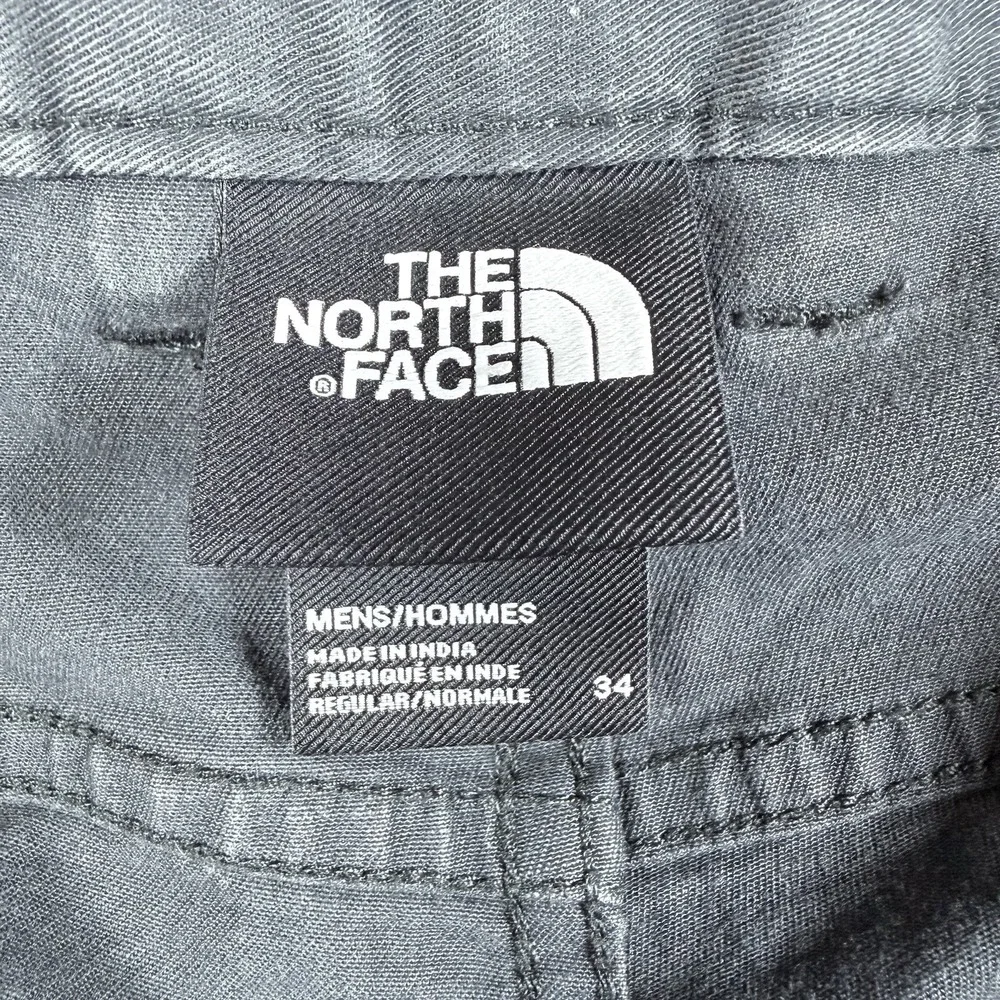 The North Face Pants‎ Men's 34 (35x31) Gray Straight Leg Chino